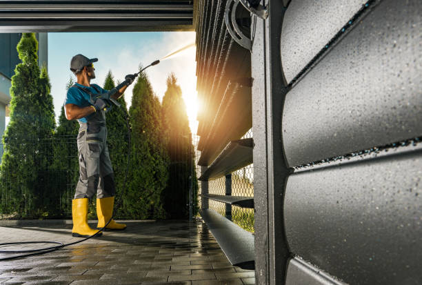 Garage Pressure Washing in Four Square Mile, CO